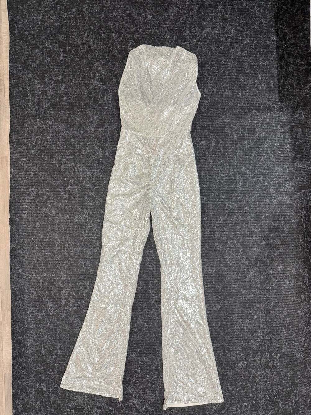 Disco Glam Festival Womens Silver Sequin Halter Flare Leg Jumpsuit